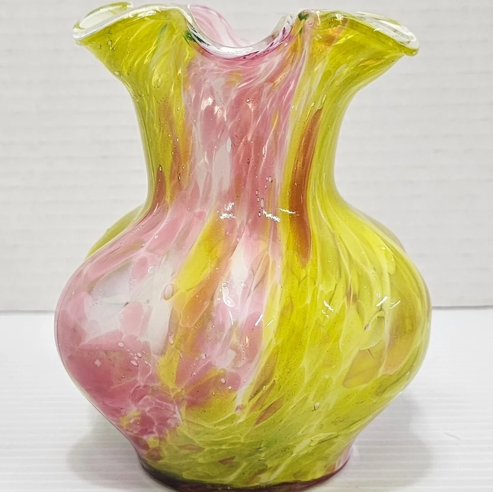 Blown Glass Pink & Yellow Swirl Decorative Vase With Ruffled Edges Unbranded